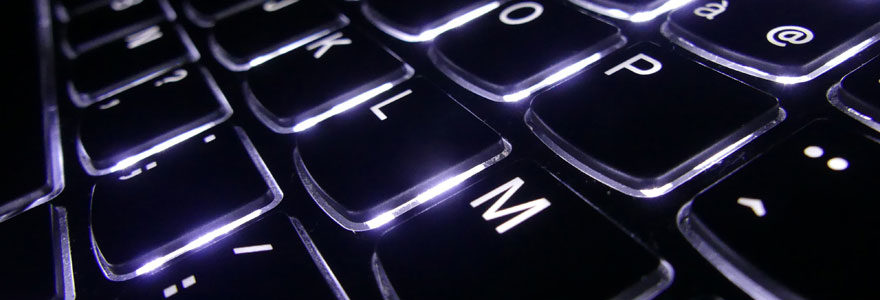 la clavier d'un ordinateur